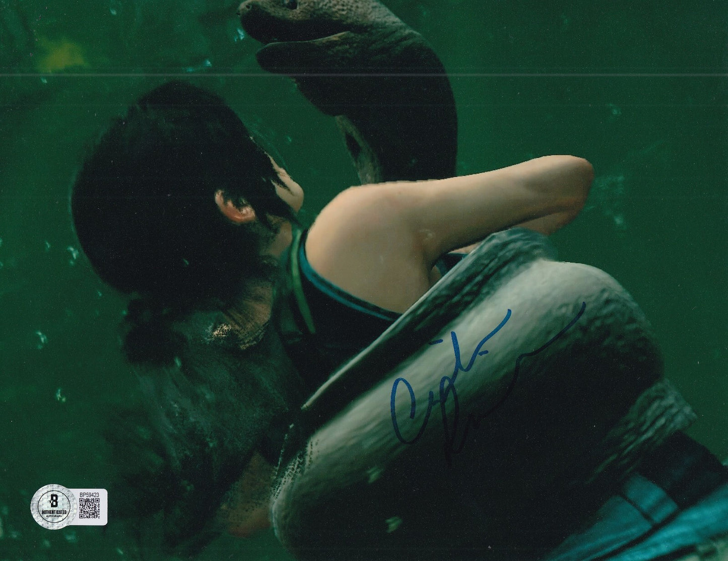 CAMILLA LUDDINGTON signed (TOMB RAIDER) Lara Croft 8x10 photo BECKETT BP59423