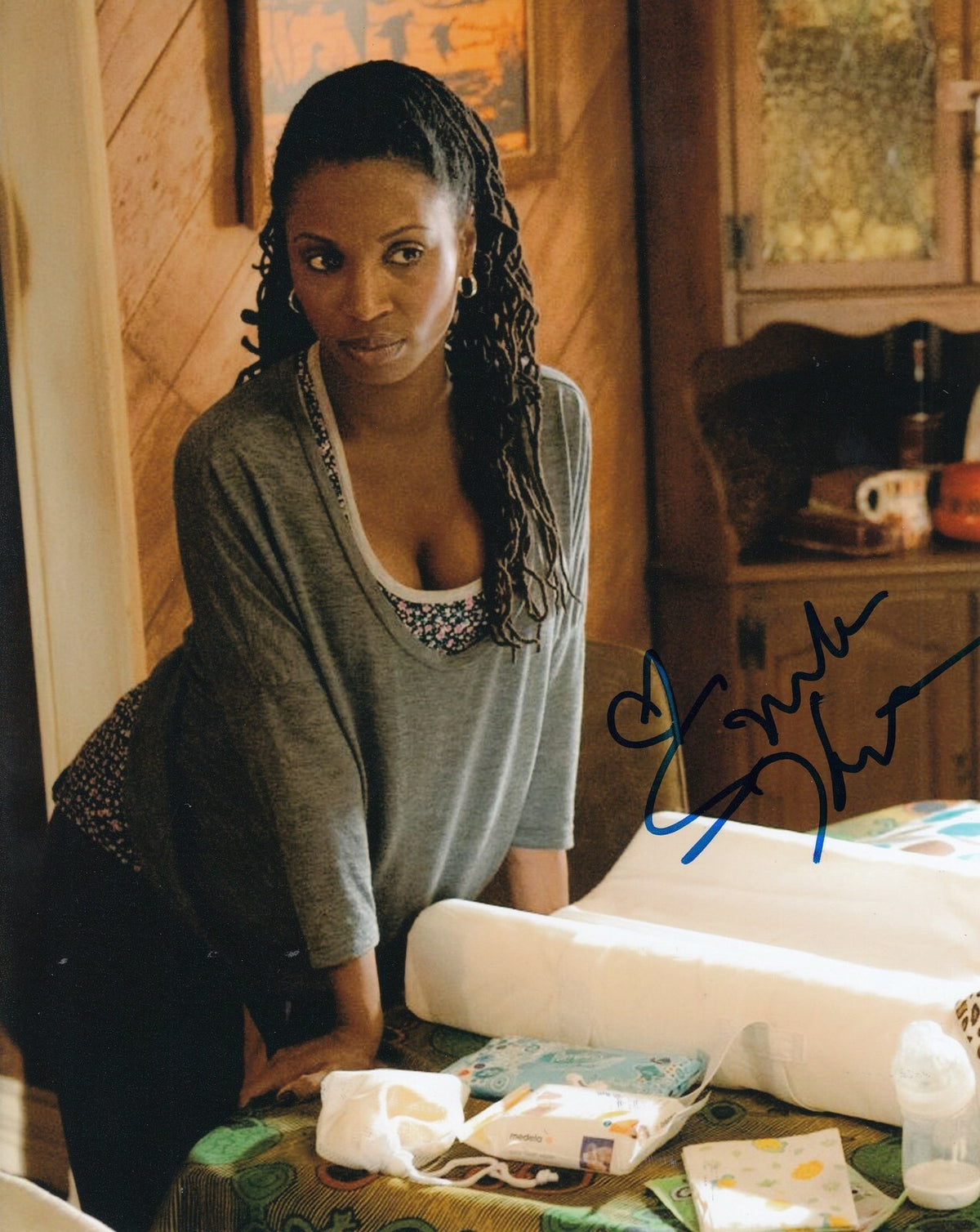 SHANOLA HAMPTON signed (SHAMELESS) TV Show 8X10 photo *VERONICA* W/COA #SH2