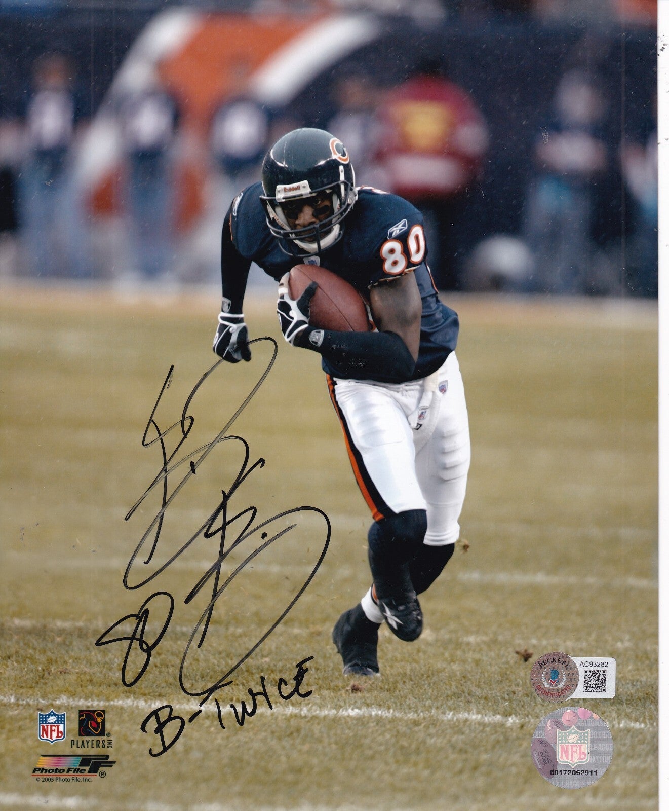 BERNARD BERRIAN signed (CHICAGO BEARS) PHOTO FILE 8X10 photo BECKETT BAS AC93282