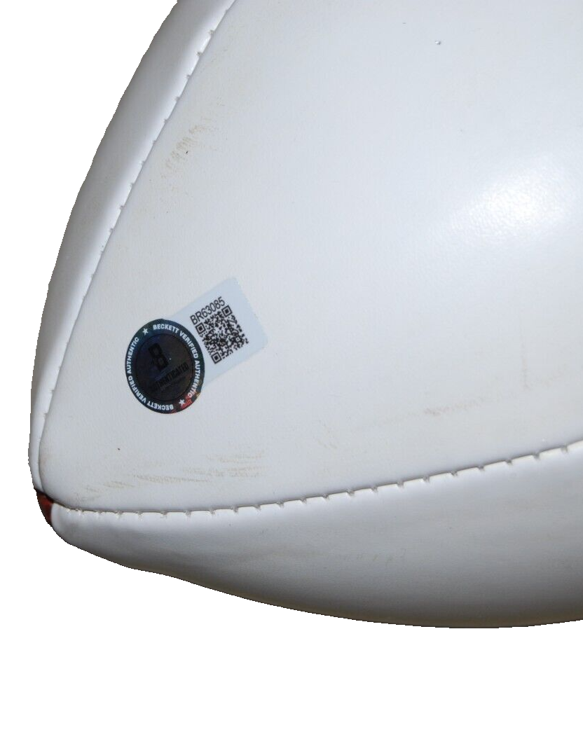 DRE BLY signed (NORTH CAROLINA TAR HEELS) LOGO football BECKETT BAS BR63085