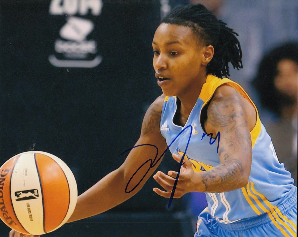 JAMIERRA FAULKNER signed (CHICAGO SKY) basketball 8X10 *WNBA* photo W/COA #2