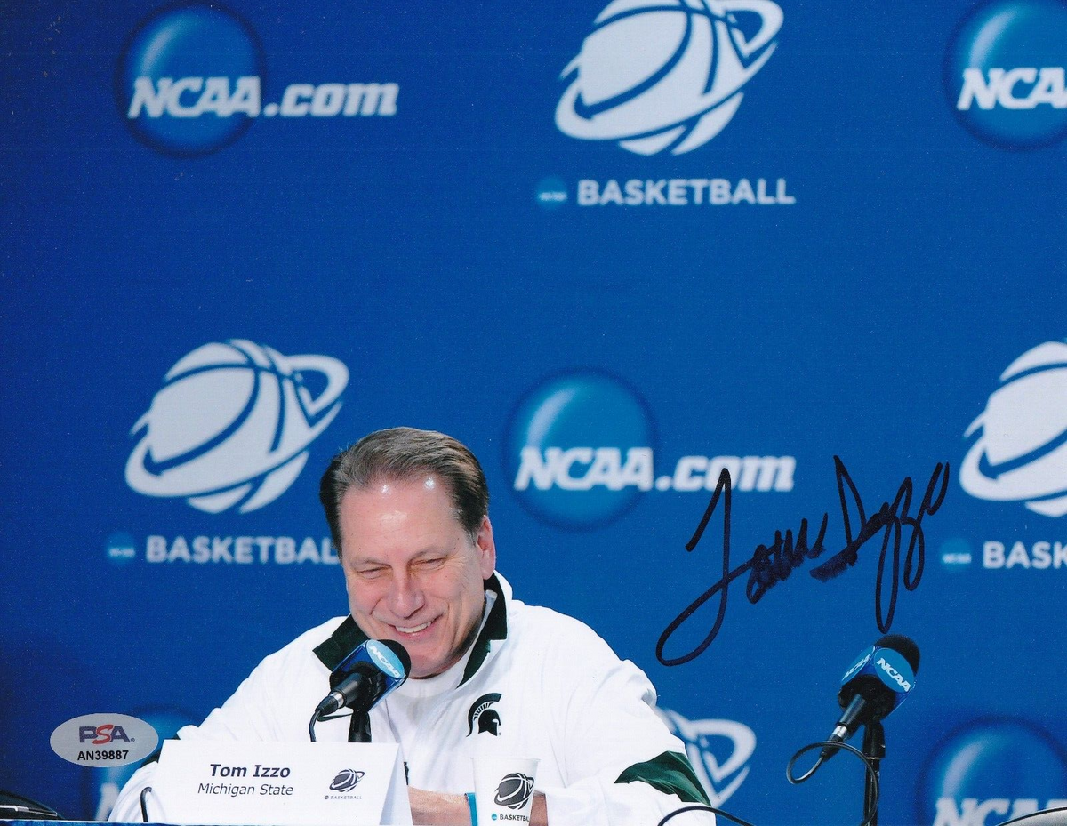 TOM IZZO signed (MICHIGAN STATE SPARTANS) basketball 8X10 photo PSA/DNA AN39887