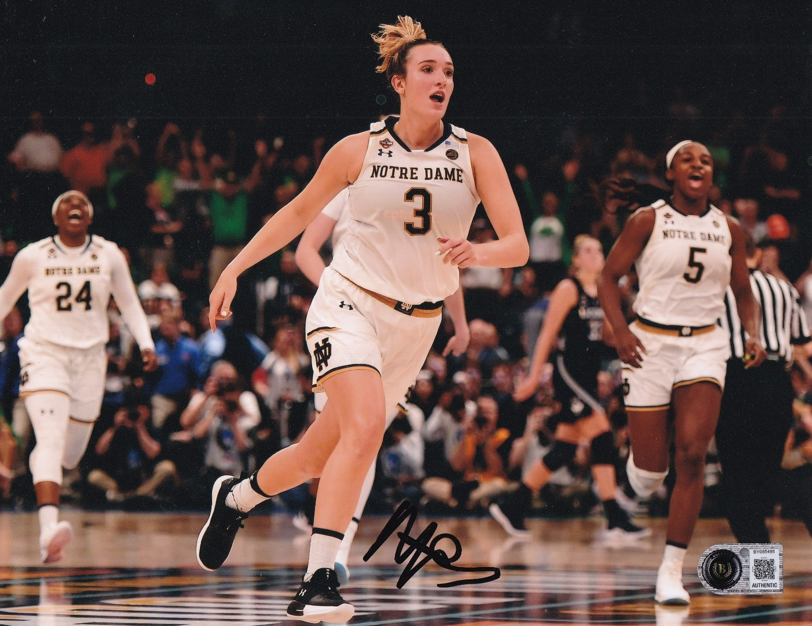 MARINA MABREY signed (NOTRE DAME) WNBA basketball 8x10 photo BECKETT BY085495
