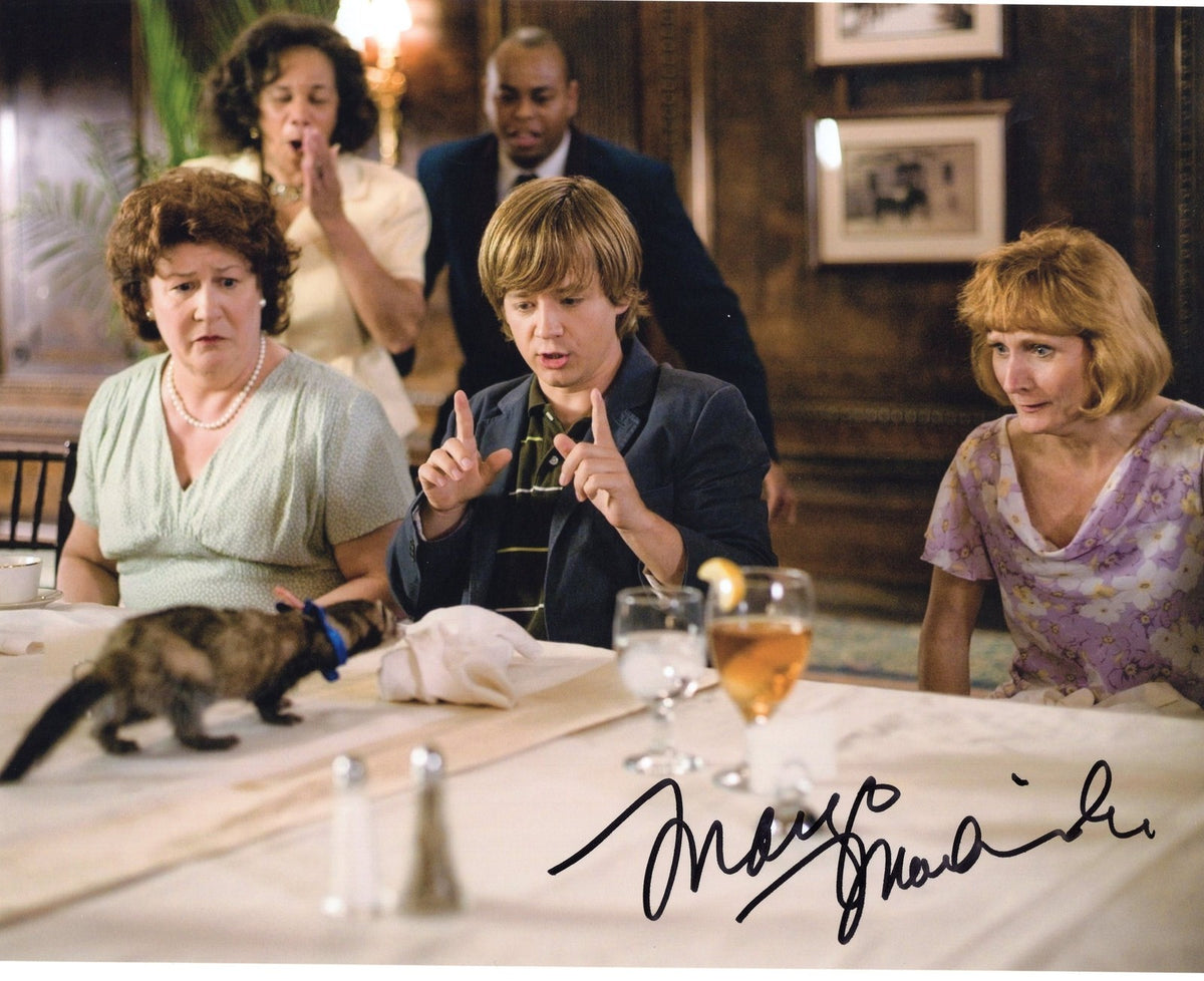 Margo Martindale signed 8x10 Photograph w/COA The Good Wife Star The Millers #2