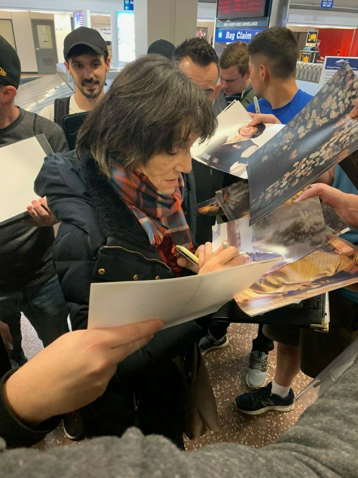 HARRIET WALTER signed (STAR WARS THE FORCE AWAKENS) 8X10 photo BAS BECKETT #4