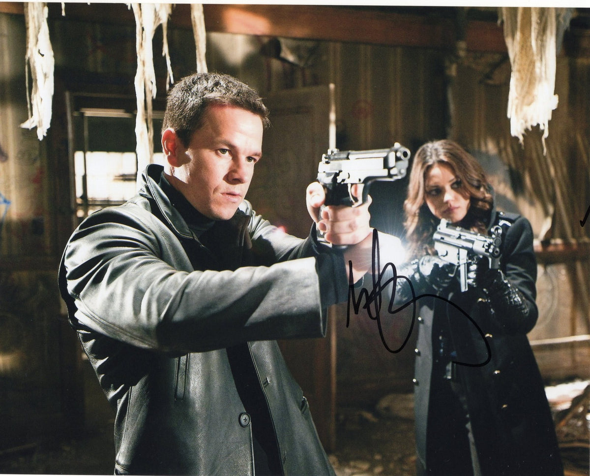 Mark Wahlberg Ted Movie Departed Invincible Signed 8x10 Photo w/COA #6