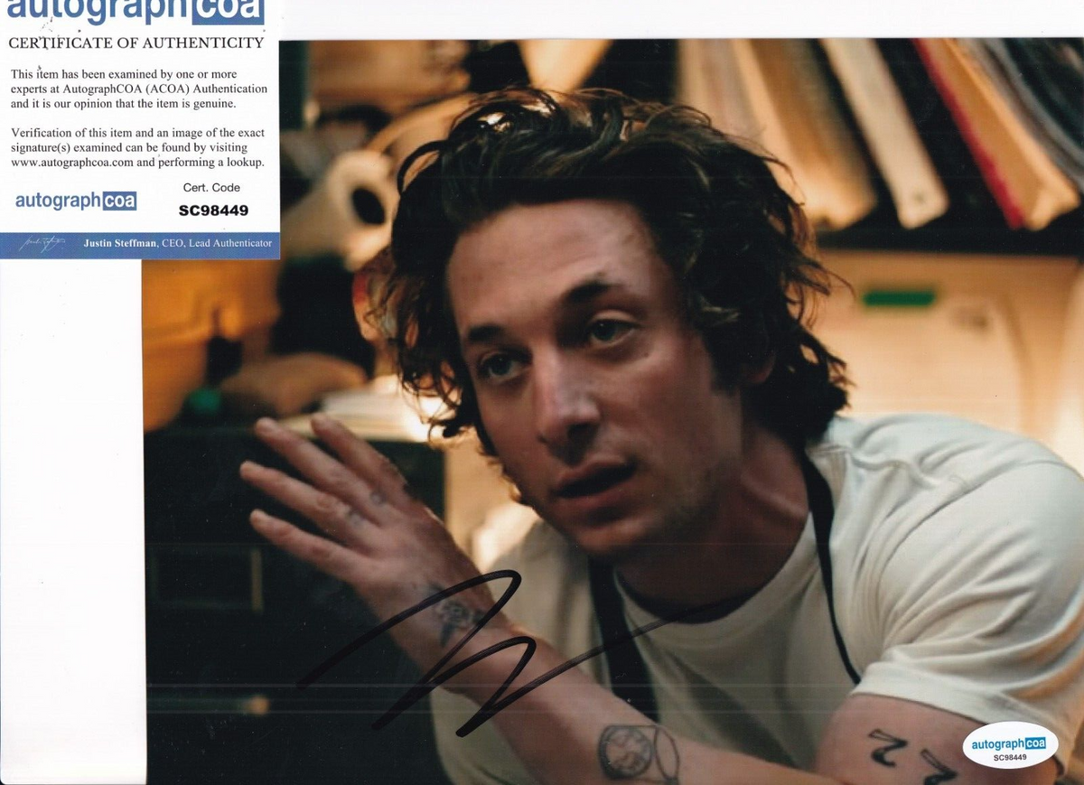 JEREMY ALLEN WHITE signed (THE BEAR) Chef Carmen 8X10 photo ACOA SC98449