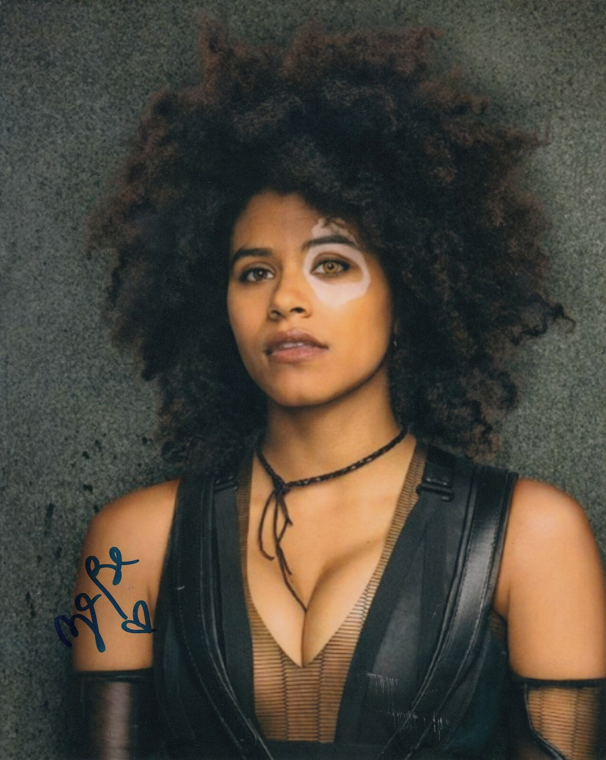 ZAZIE BEETZ signed (DEADPOOL 2) Movie 8X10 *DOMINO* ( PROOF) photo W/COA #2