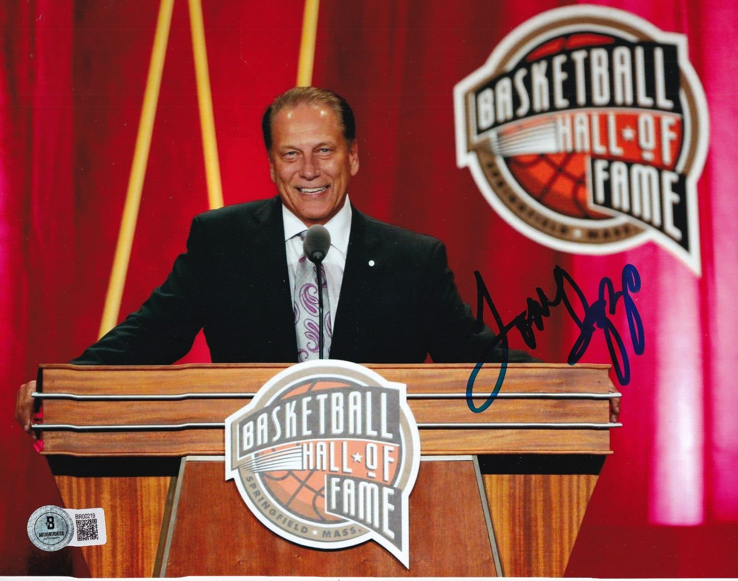 TOM IZZO signed (MICHIGAN STATE SPARTANS) basketball 8X10 BECKETT BAS BR00219