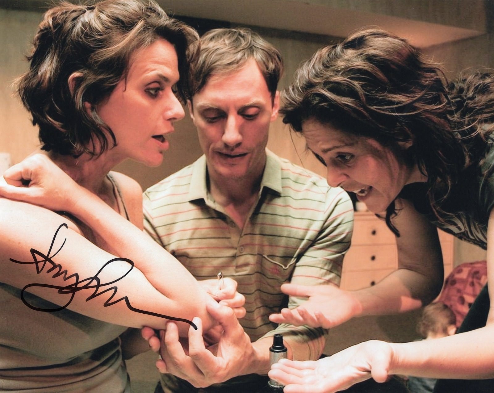 Amy Landecker signed Transparent 8x10 Photograph w/COA Sarah Pfefferman #7