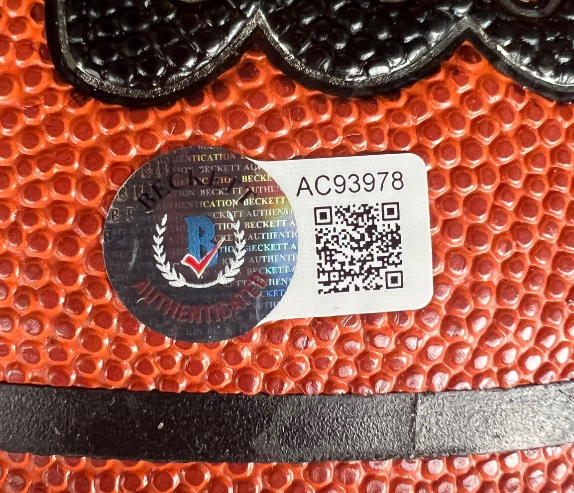 LENNY WILKINS signed (ATLANTA HAWKS) WILSON NBA basketball BECKETTT AC93978