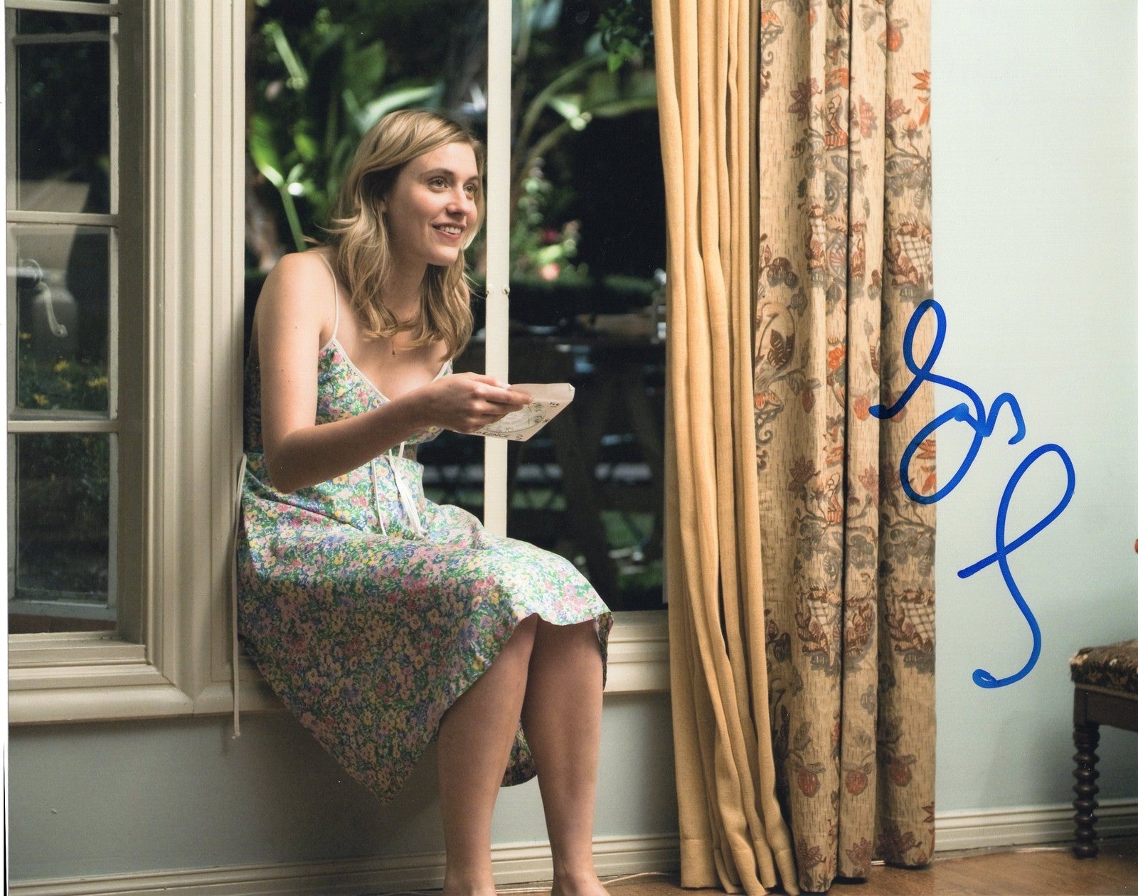 Greta Gerwig Arthur Naomi Quinn Lola Versus Greenbereg Signed 8x10 Photo w/COA