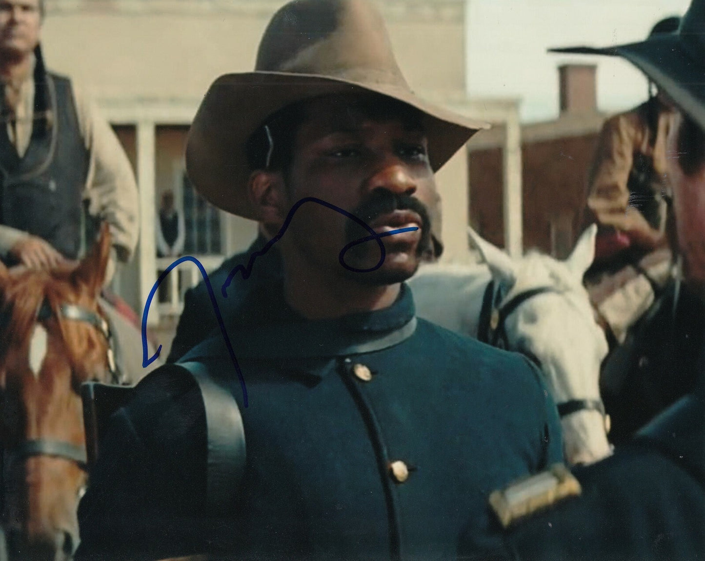 JONATHAN MAJORS signed (HOSTILES) Movie 8X10 photo *Corp Henry Woodson* W/COA #3