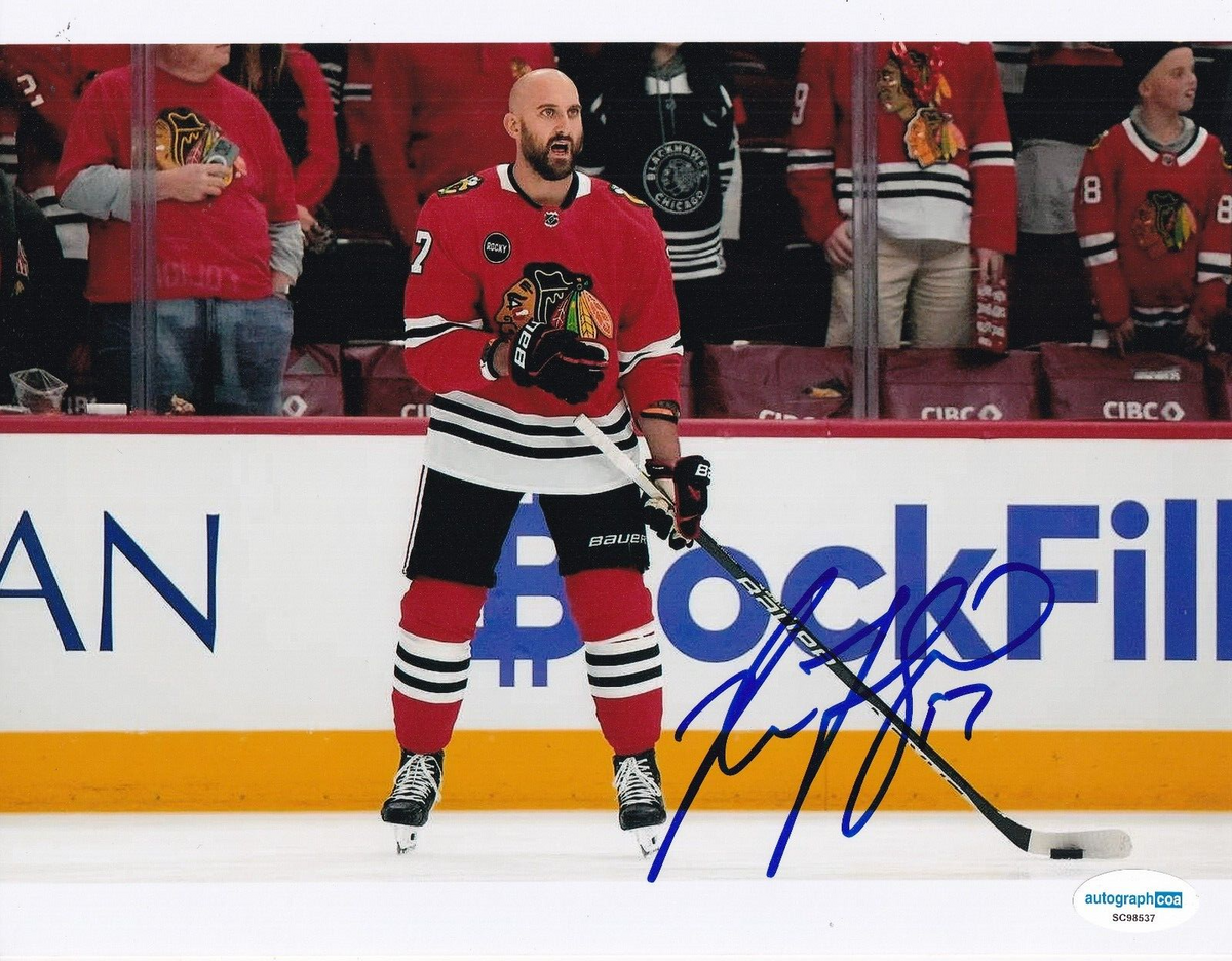 NICK FOLIGNO signed (CHICAGO BLACKHAWKS) Hockey 8X10 photo ACOA SC98537