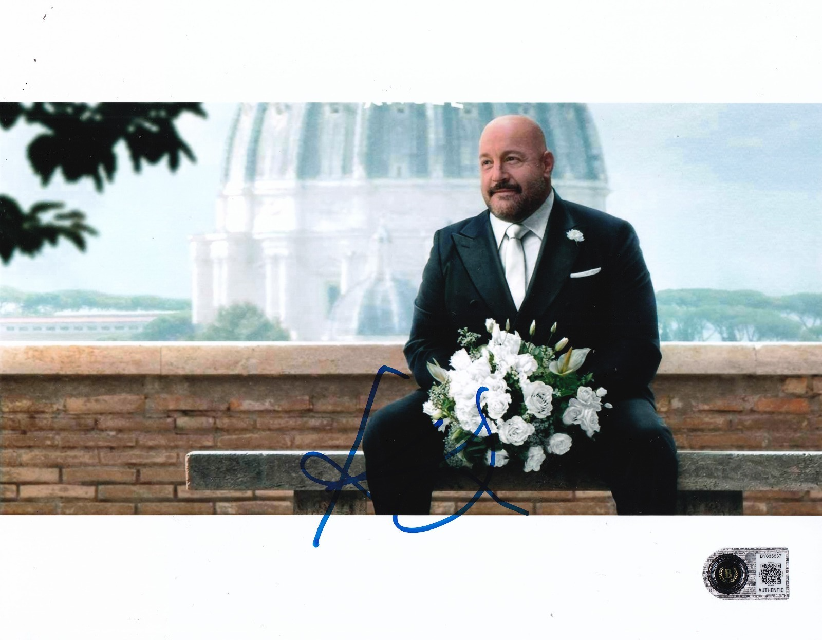 KEVIN JAMES signed (SOLO MIO) Matt Taylor movie 8X10 photo BECKETT BY085837