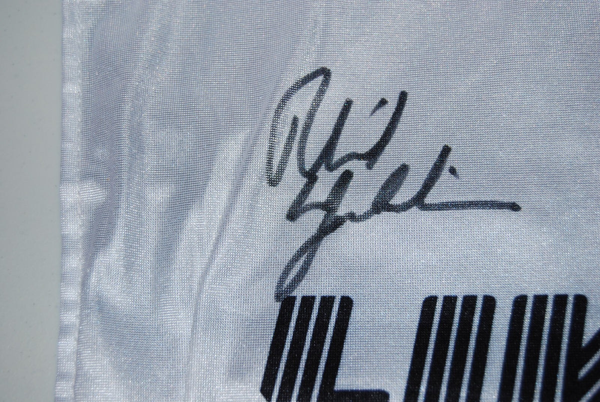 PHIL MICKELSON signed (HYFLYERS) LIV Golf pin flag #18 BECKETT BAS BL52230