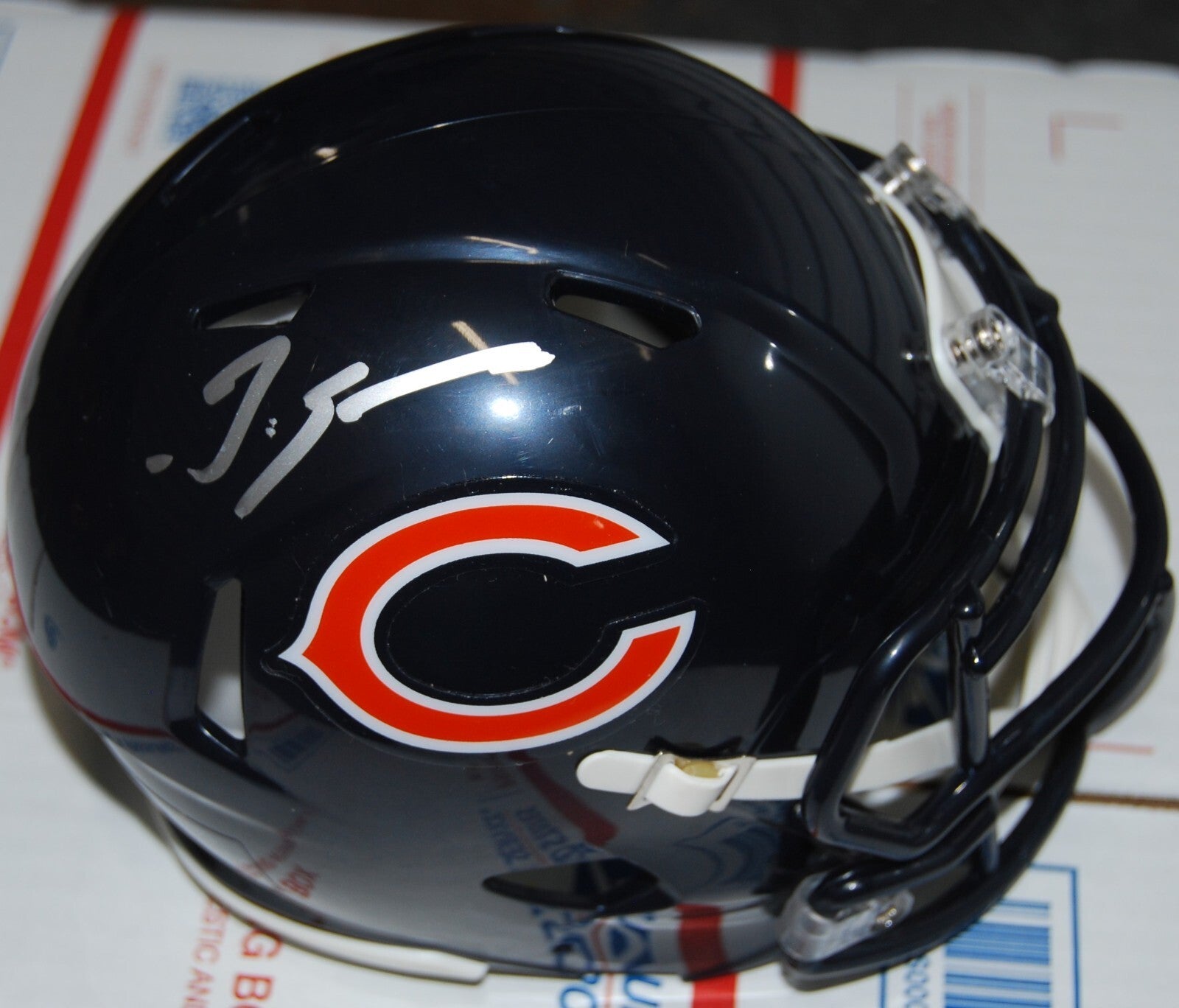 TREMAINE EDMUNDS signed (CHICAGO BEARS) mini football helmet PSA/DNA AN42552