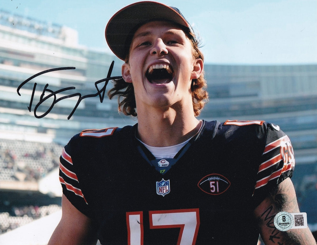 TYSON BADGENT signed (CHICAGO BEARS) auto football 8X10 photo BECKETT BS65990