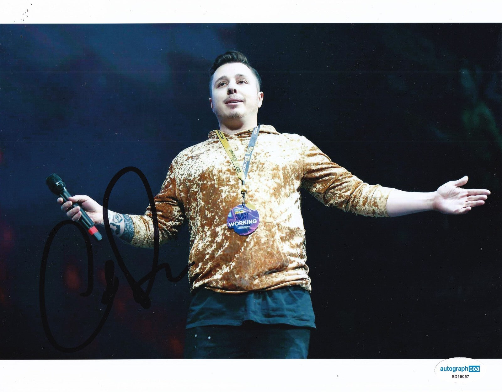 COREY B signed (COMEDIAN) Corey Bonalwicz KIDD NATION 8x10 photo ACOA SD19057