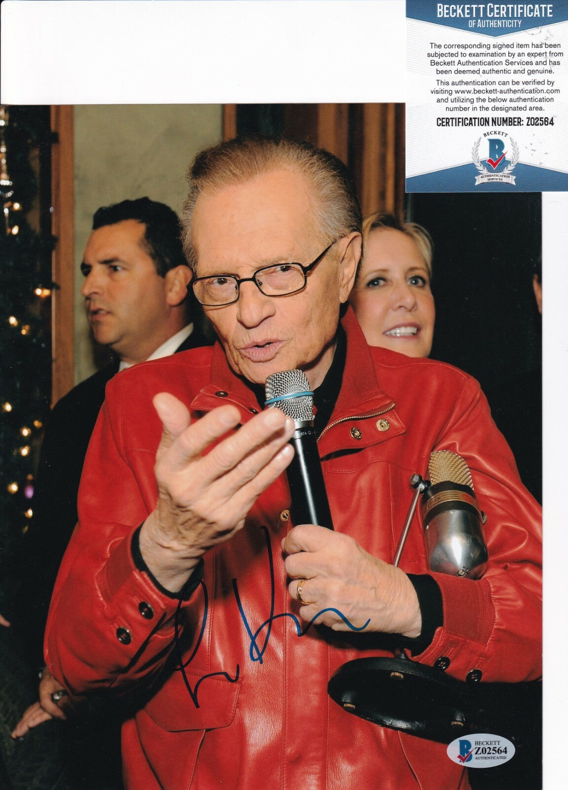 LARRY KING signed (TELEVISION HOST) CNN autograph 8X10 photo BECKETT BAS Z02564