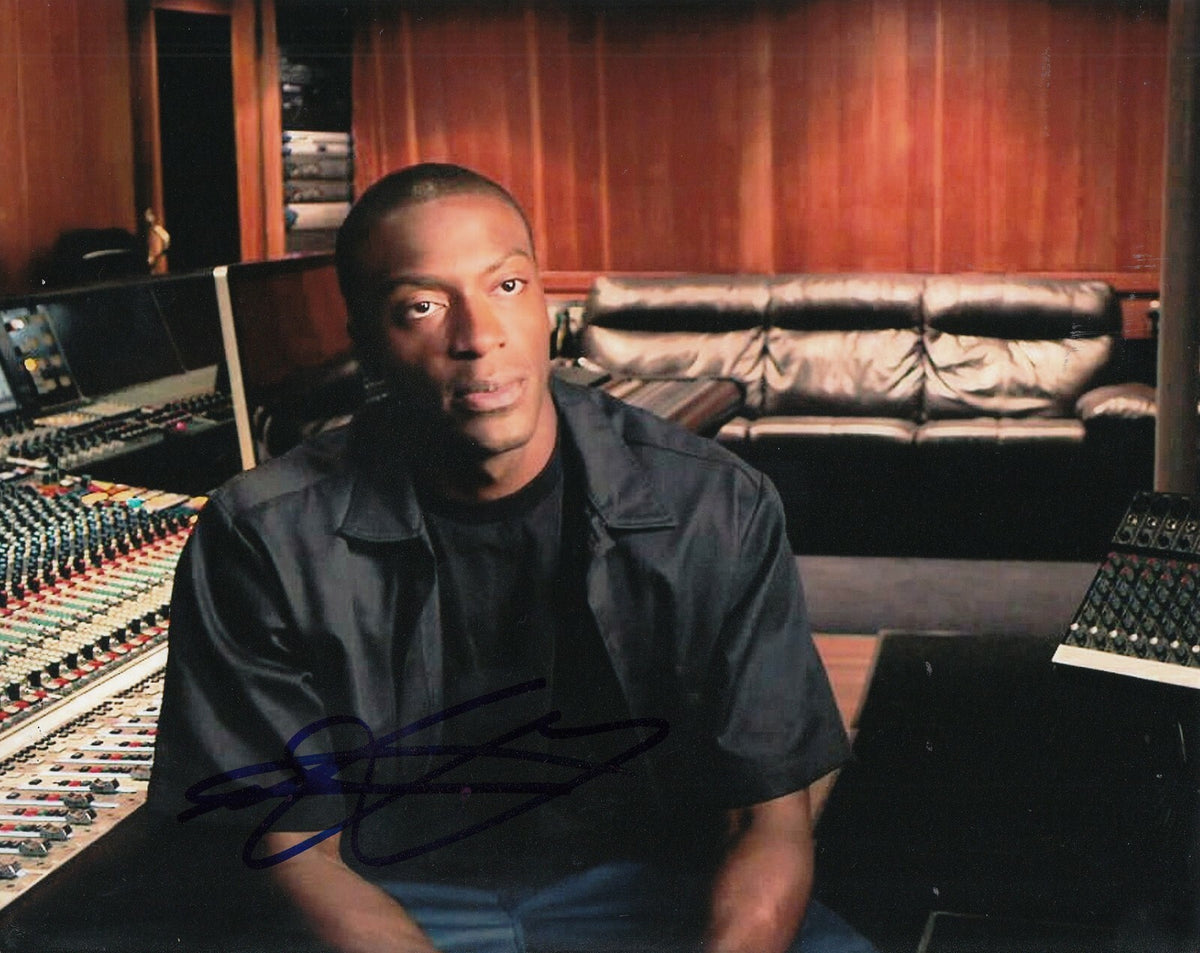 ALDIS HODGE signed (STRAIGHT OUTTA COMPTON) Movie 8x10 photo *MC Ren* W/COA
