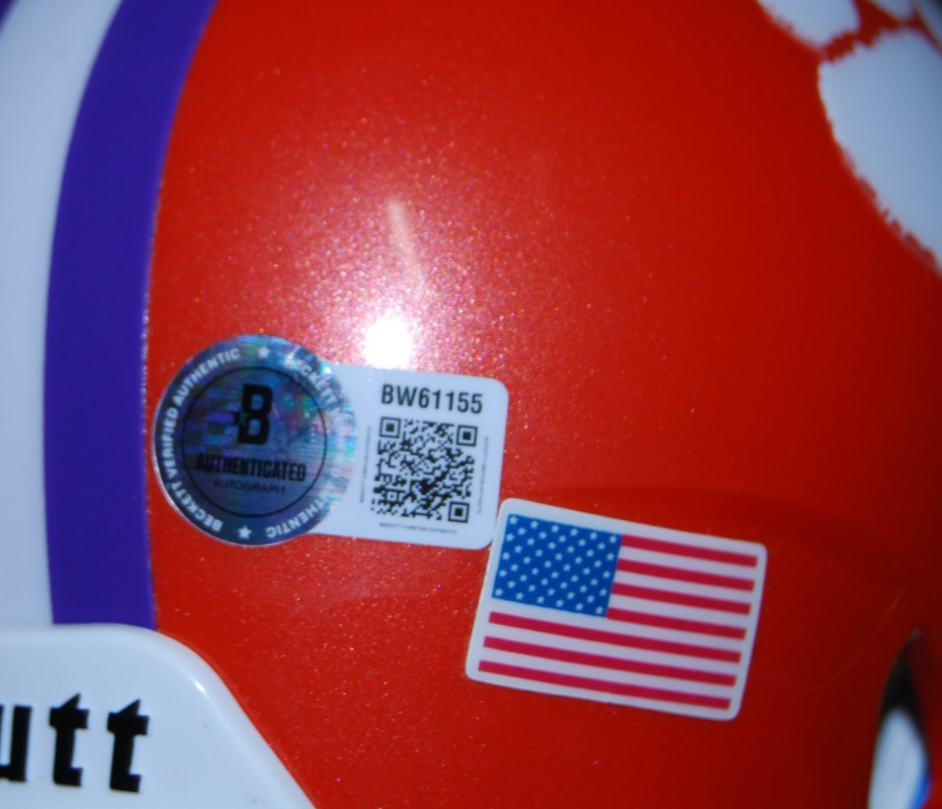 AVIEON TERRELL signed (CLEMSON TIGERS) mini football helmet BECKETT BAS BW61155