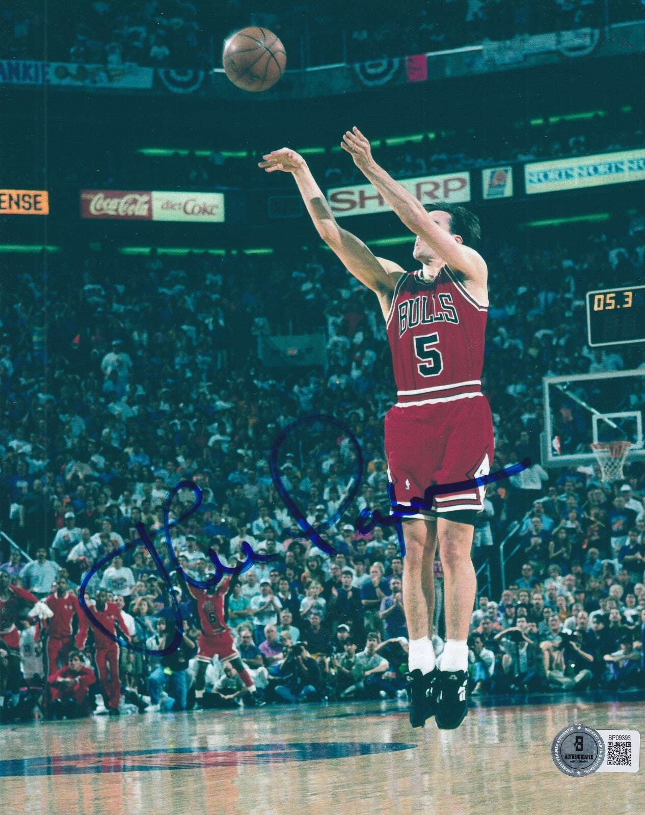 JOHN PAXSON signed (CHICAGO BULLS) Basketball 8X10 photo BECKETT BAS BP09396