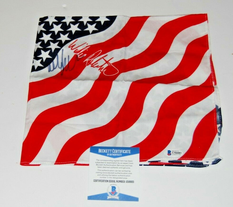 WILLIE ROBERTSON signed (DUCK DYNASTY) USA Americana bandana BECKETT BAS