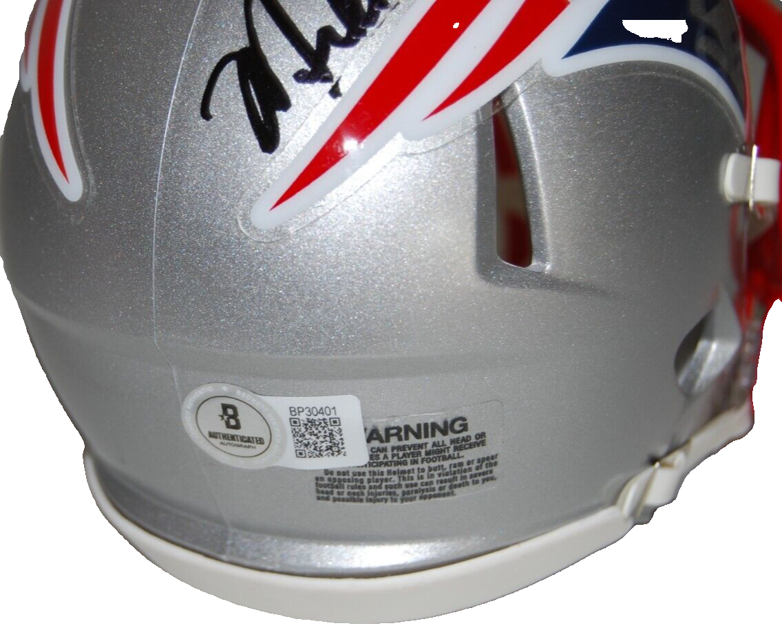 MIKE HAYNES signed (NEW ENGLAND PATRIOTS)  mini football helmet BECKETT BP30401