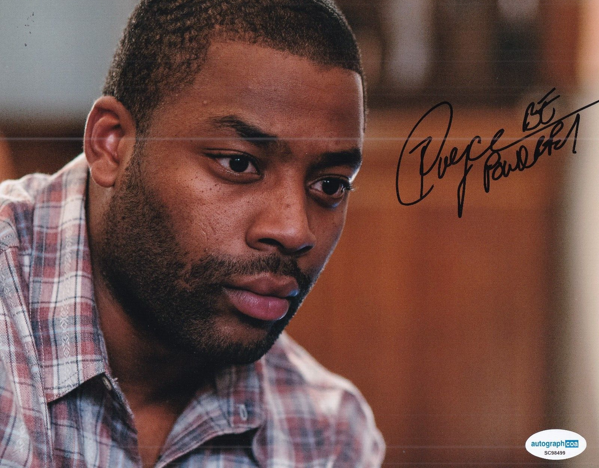 LAROYCE HAWKINS signed (CHICAGO P.D.) Kevin Atwater 8X10 photo ACOA SC98499