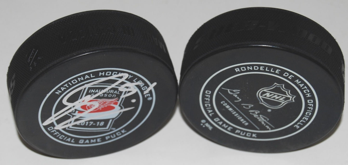 FRANS NIELSEN signed (DETROIT RED WINGS) 2017-18 INAUGURAL Game puck W/COA LCA