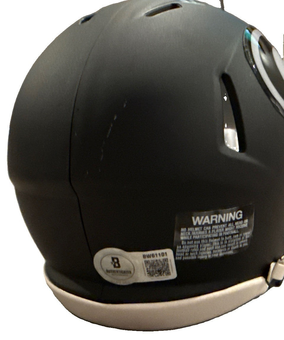 THOMAS DAVIS SR signed (GEORGIA BULLDOGS) Mini football helmet BECKETT BW61101