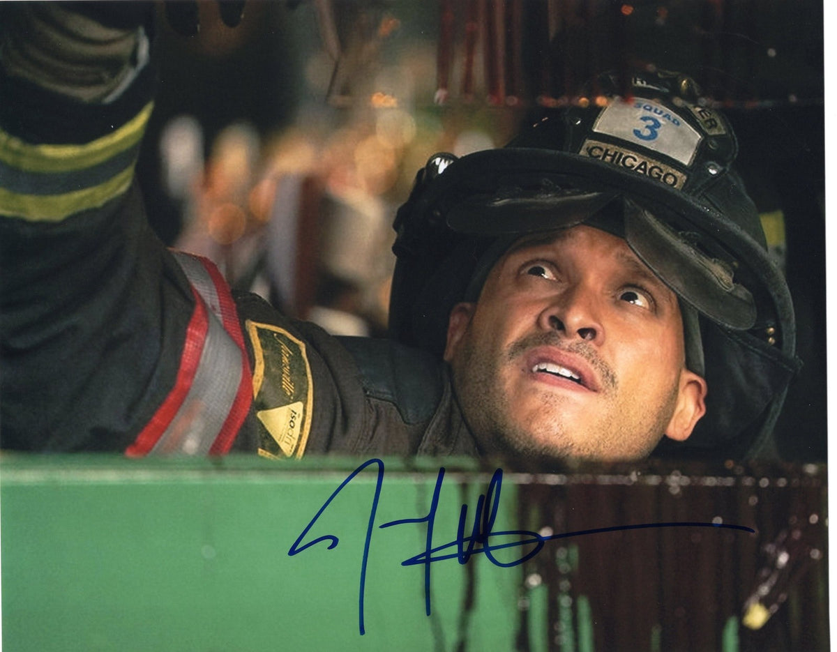 Joe Minoso signed 8x10 Photo w/COA Chicago Fire Med P.D. Joe Cruz #5