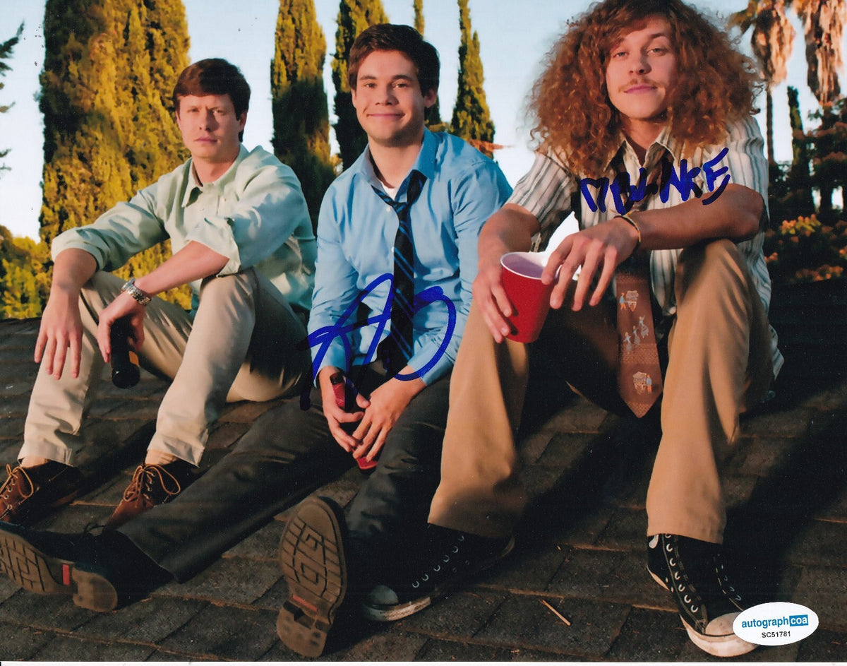 WORKAHOLICS cast signed 8X10 PHOTO  Blake and Adam 8X10 photo ACOA SC51781