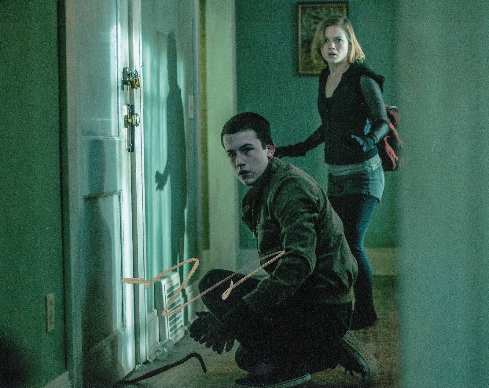 DYLAN MINNETTE signed (DONT BREATHE) MOVIE 8X10 photo *ALEX* W/COA #1