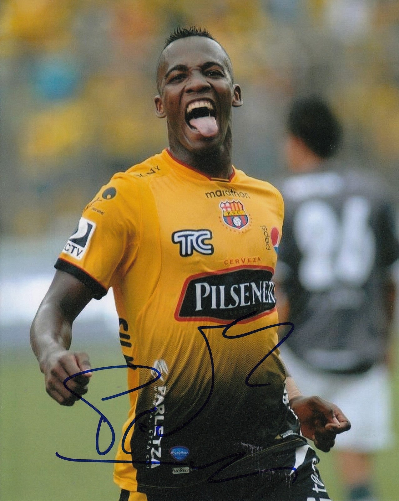 CRISTIAN PENILLA signed (NEW ENGLAND REVOULTION) MLS SOCCER 8X10 *PACHUCA* COA A