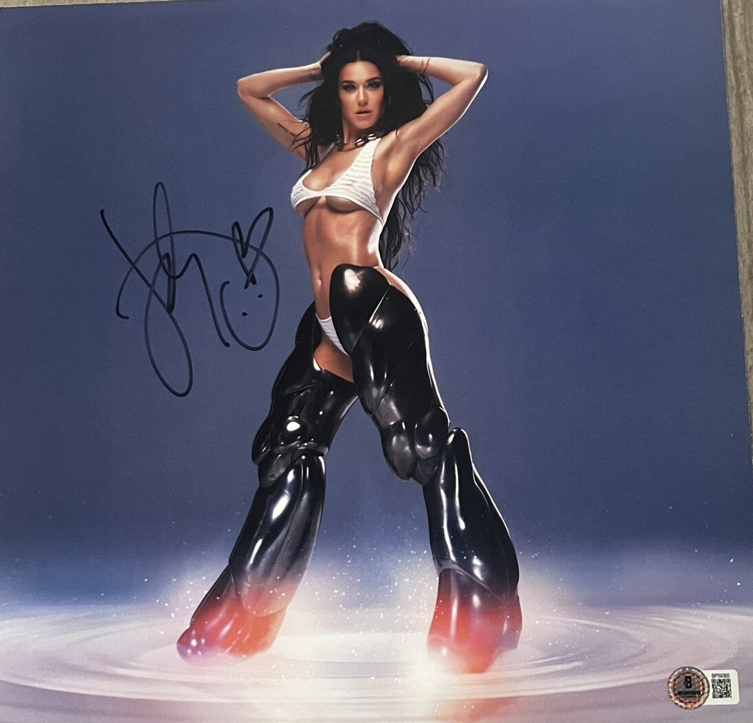Katy Perry signed (143) Woman’s World record insert 12x12 BECKETT BAS BP59365