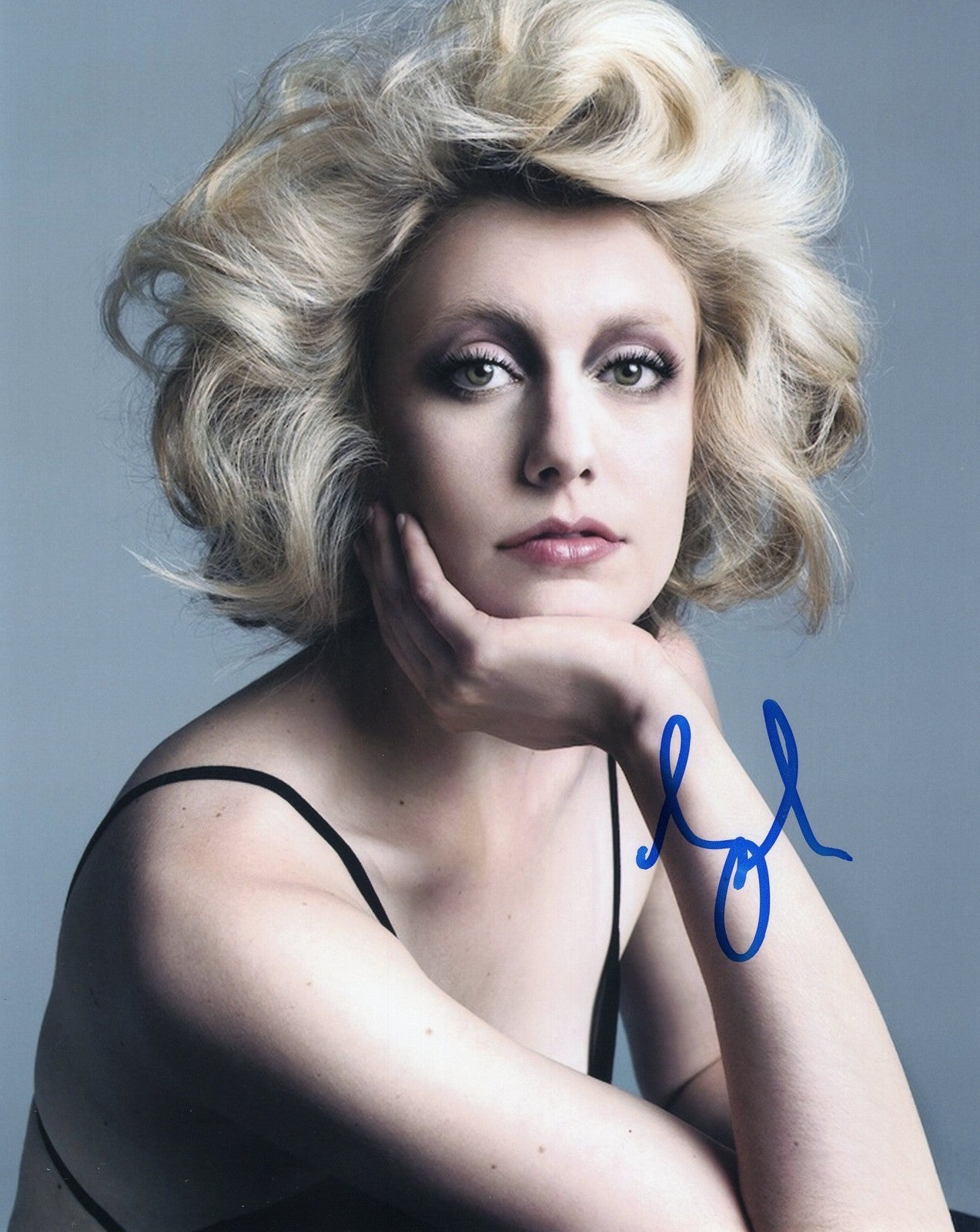Greta Gerwig Arthur Lola Versus Greenbereg Signed 8x10 Photo w/COA