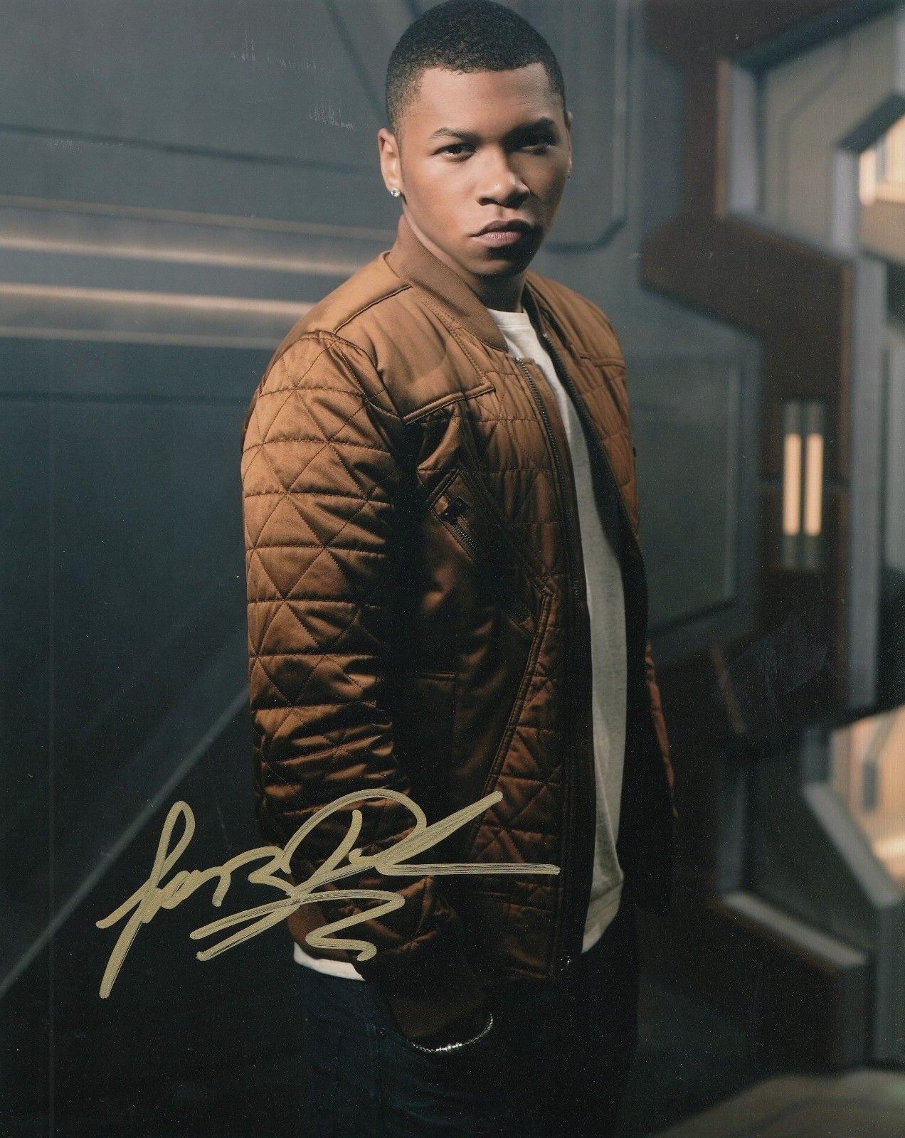 FRANZ DRAMEH signed (LEGENDS OF TOMORROW) *FIRESTORM* 8X10 photo "PROOF" W/COA C