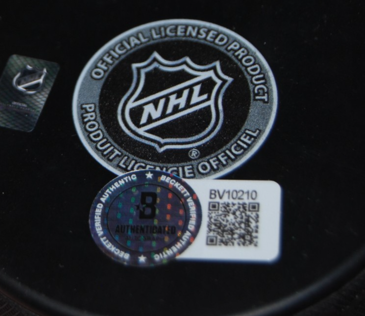LANDON SLAGGERT signed CHICAGO BLACKHAWKS 100th Anniversary puck BECKETT BV10210