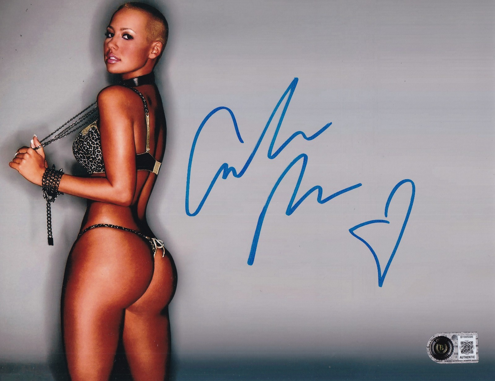 AMBER ROSE signed (MODEL) Loveline WIZ 8X10 photo BECKETT BY085695