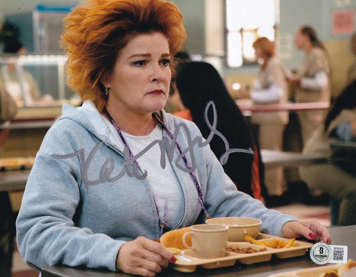 KATE MULGREW signed (ORANGE IS THE NEW BLACK) 8X10 photo BECKETT BAS BP09420