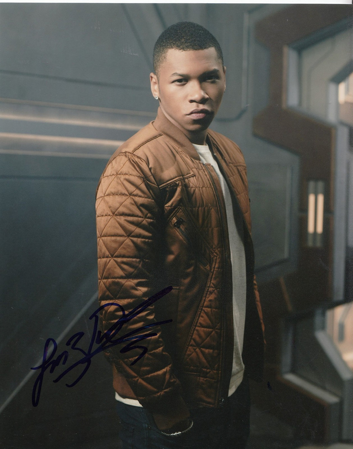 FRANZ DRAMEH signed (LEGENDS OF TOMORROW) *FIRESTORM* 8X10 photo "PROOF" W/COA B