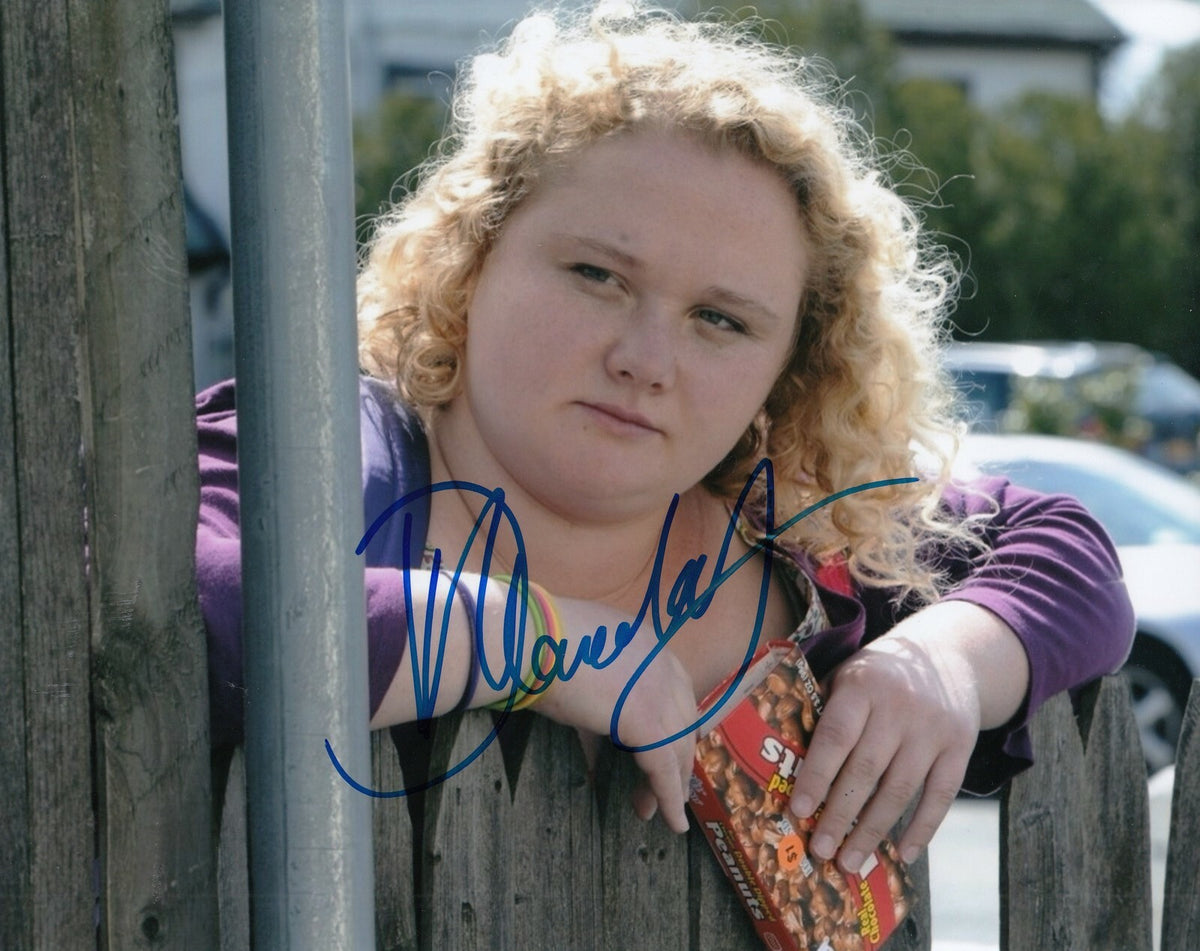 DANIELLE MACDONALD signed (PATTI CAKE$) Movie 8X10 photo autographed W/COA #4