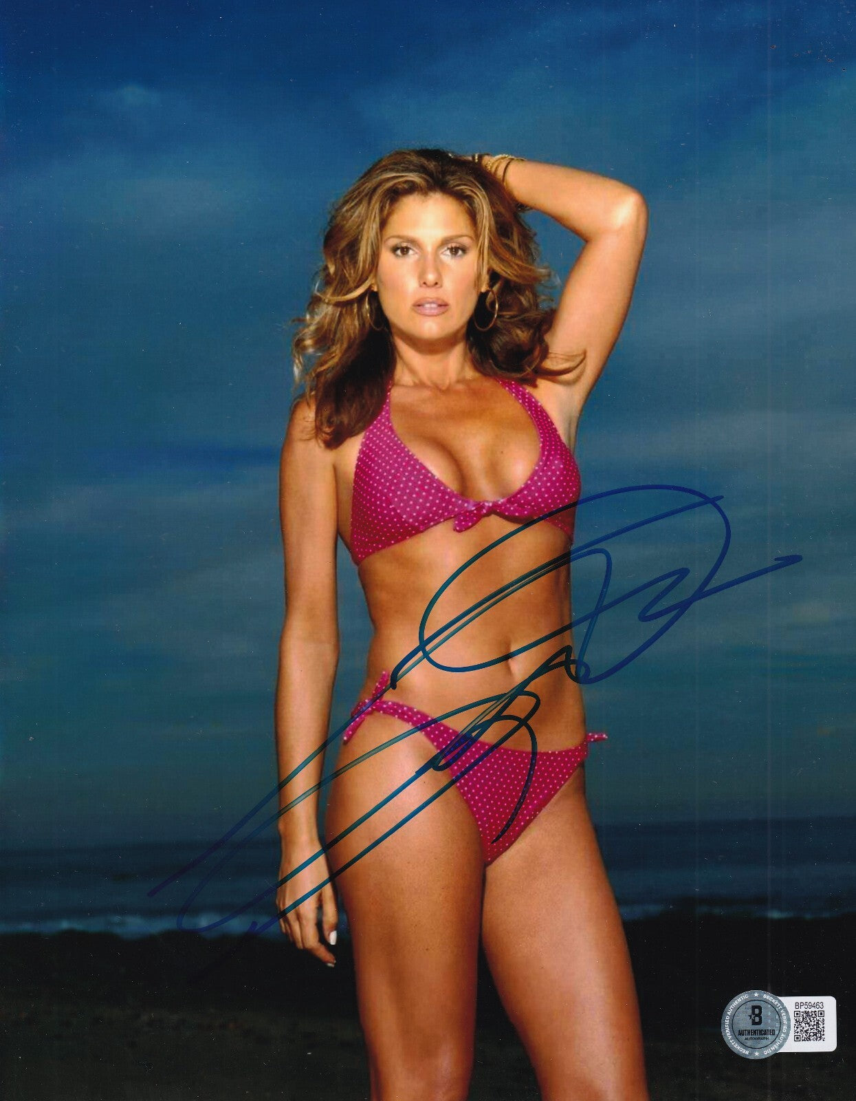 DAISY FUENTES signed (SUPER MODEL) Sexy 8X10 photo BECKETT BAS BP59463