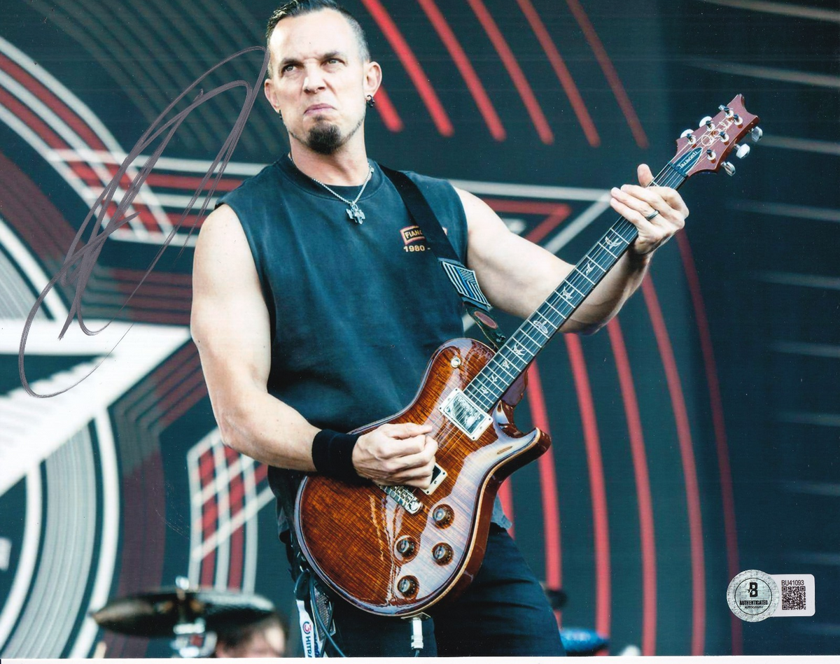 MARK TREMONTI signed (CREED) Guitarist Music 8X10 photo BECKETT BAS BU41093