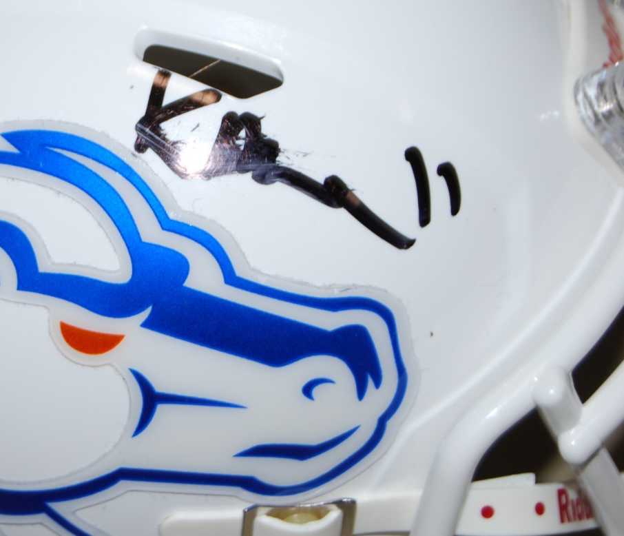 KELLEN MOORE signed (BOISE STATE BRONCOS) mini football helmet BECKETT BW07861