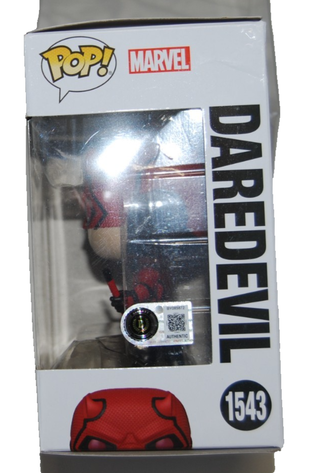 CHARLIE COX signed (DAREDEVIL) Born Again Funko Pop #1543 BECKETT BY085872