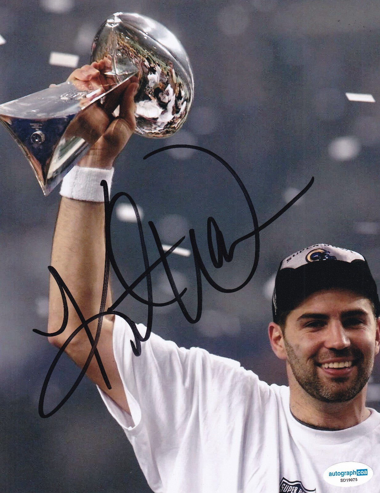 KURT WARNER signed (ST LOUIS RAMS) autographed football 8X10 photo ACOA SD19075