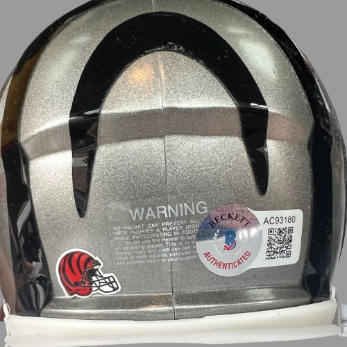 CHASE BROWN signed (CINCINNATI BENGALS) Flash mini helmet BECKETT BAS AC93180